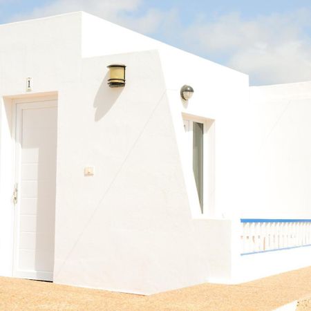 Apartamentos El Marinero - Avenida Caleta de Sebo Exterior photo